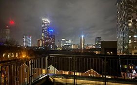 Penthouse Private Room - Top Rated - Great Location