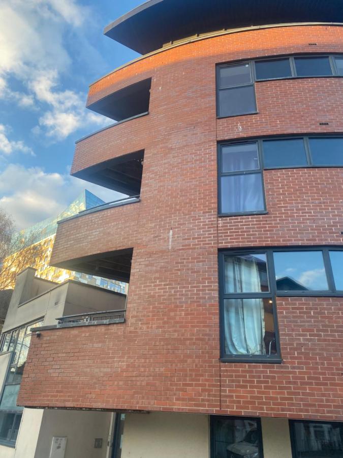 Penthouse Private Room - Top Rated - Great Location Birmingham Exterior photo